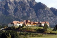 fachada-hotel-y-resort-llao-llao