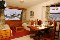 village-catedral-interiores-cabanas